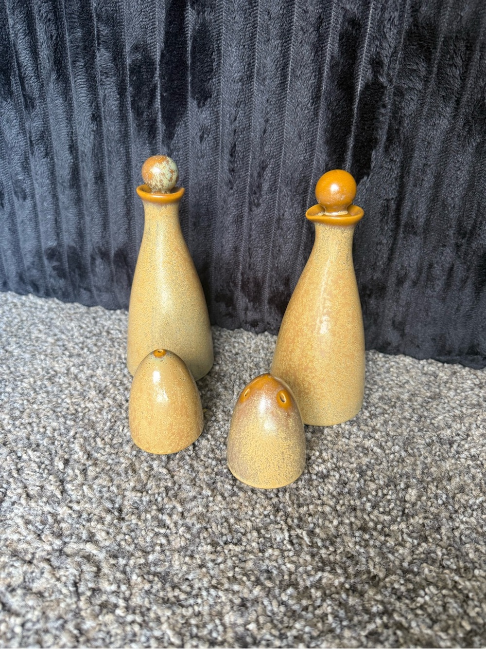 VTG Studio Nova Copper Suite 4-Piece Set Oil Vinegar Cruets Salt Pepper Shaker
